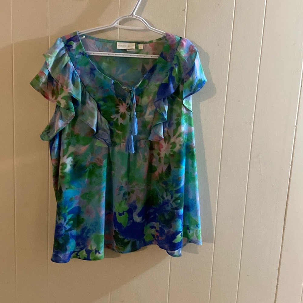 Sunny Leigh top